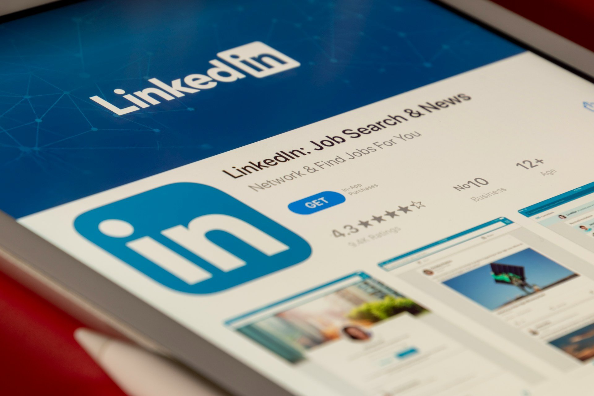 Το LinkedIn επεκτείνεται στα παιχνίδια: Κυκλοφορεί 3 νέα λογικά παζλ