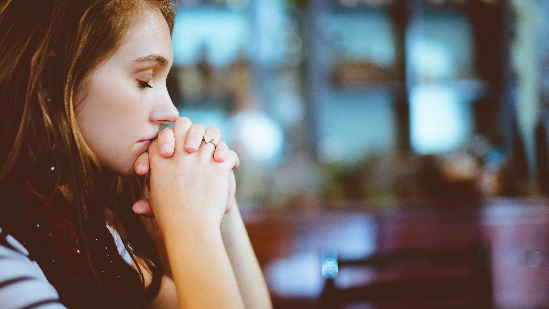 &laquo;&Eta; Ά&nu;&theta;&eta;&sigma;&eta; &tau;&eta;&sigmaf; &lsquo;Faith Tech&rsquo; &Kappa;&alpha;&theta;ώ&sigmaf; &Pi;&epsilon;&rho;&iota;&sigma;&sigma;ό&tau;&epsilon;&rho;&omicron;&iota; Ά&nu;&theta;&rho;&omega;&pi;&omicron;&iota; &Epsilon;&pi;&iota;&kappa;&alpha;&lambda;&omicron;ύ&nu;&tau;&alpha;&iota; Chatbots &gamma;&iota;&alpha; &Theta;&rho;&eta;&sigma;&kappa;&epsilon;&upsilon;&tau;&iota;&kappa;ή &Kappa;&alpha;&theta;&omicron;&delta;ή&gamma;&eta;&sigma;&eta;